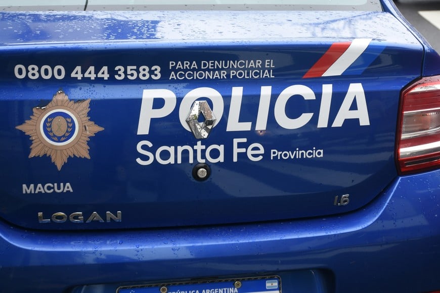 Personal policial trabajó en el lugar tras el ataque con arma blanca.