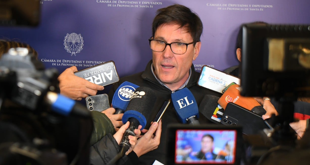 Tras el encuentro, Goity dialogó con la prensa. Crédito: Guillermo Di Salvatore