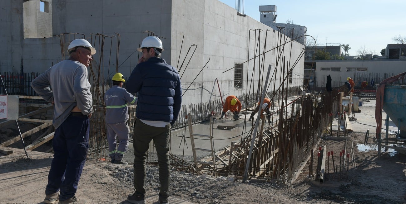 Una vez que se retomen los trabajos, y si todo avanza según lo previsto, faltará un año y medio para culminar. Foto: Manuel Fabatía (archivo)