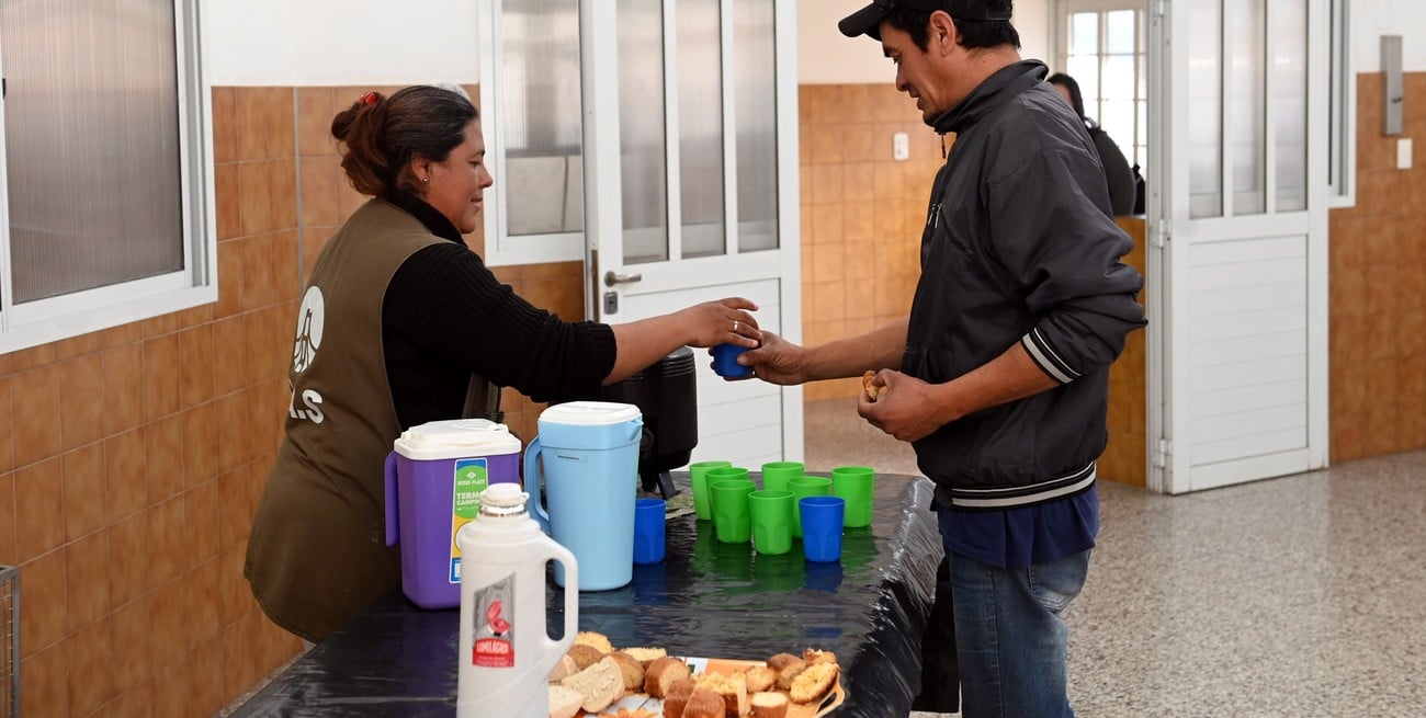 En el refugio pueden asearse y recibir alimentos. Foto Gentileza MCSF