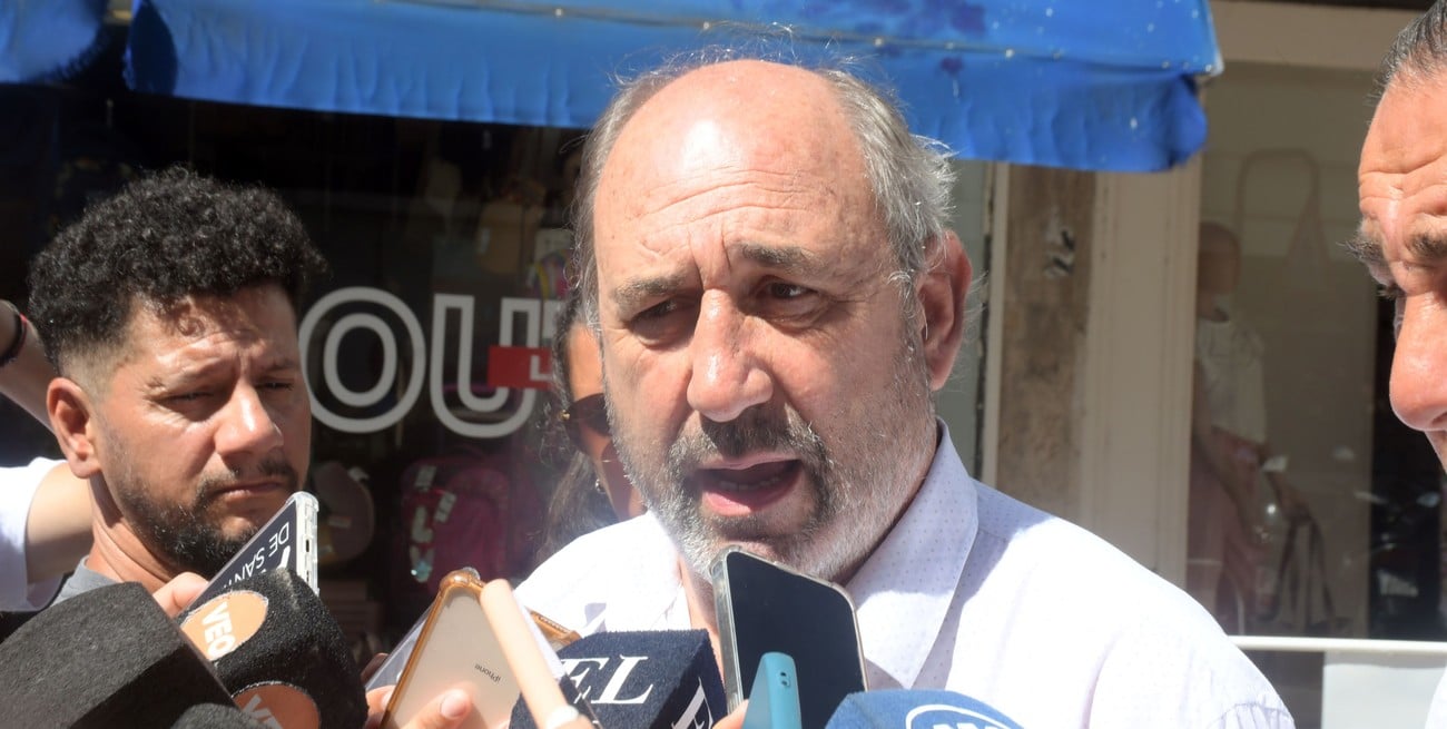 Darío Boscarol, director de Assa, dijo que hay un cambio de filosofía en la empresa. "De ser bombero en la emergencia, pasamos a trabajar en medicina preventiva", comparó. Foto: Guillermo Di Salvatore