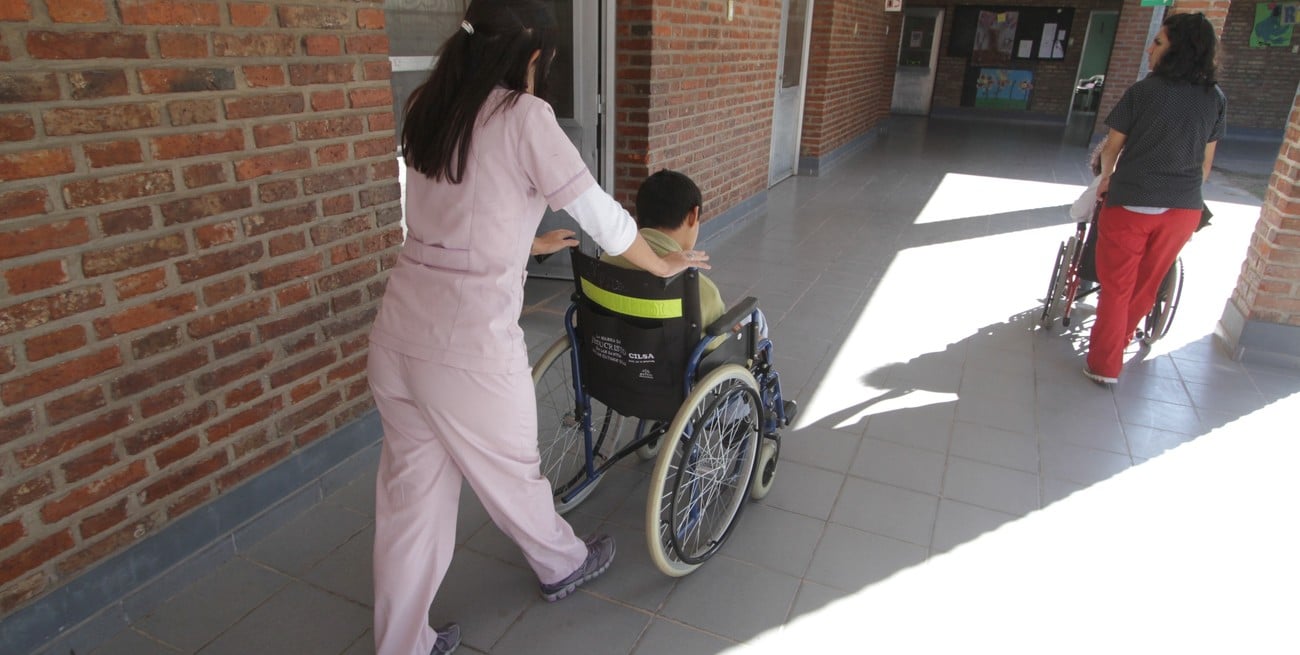 Un Mundo Especial cesó sus actividades para 70 chicos y adolescentes hasta el 27 de marzo, a la espera de poder hacer frente al pago de haberes a su personal. Foto: Di Salvatore (Archivo)