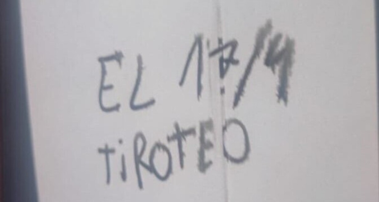 Inscripción en los sanitarios del IES. Figura en el acta labrada por la Policía.