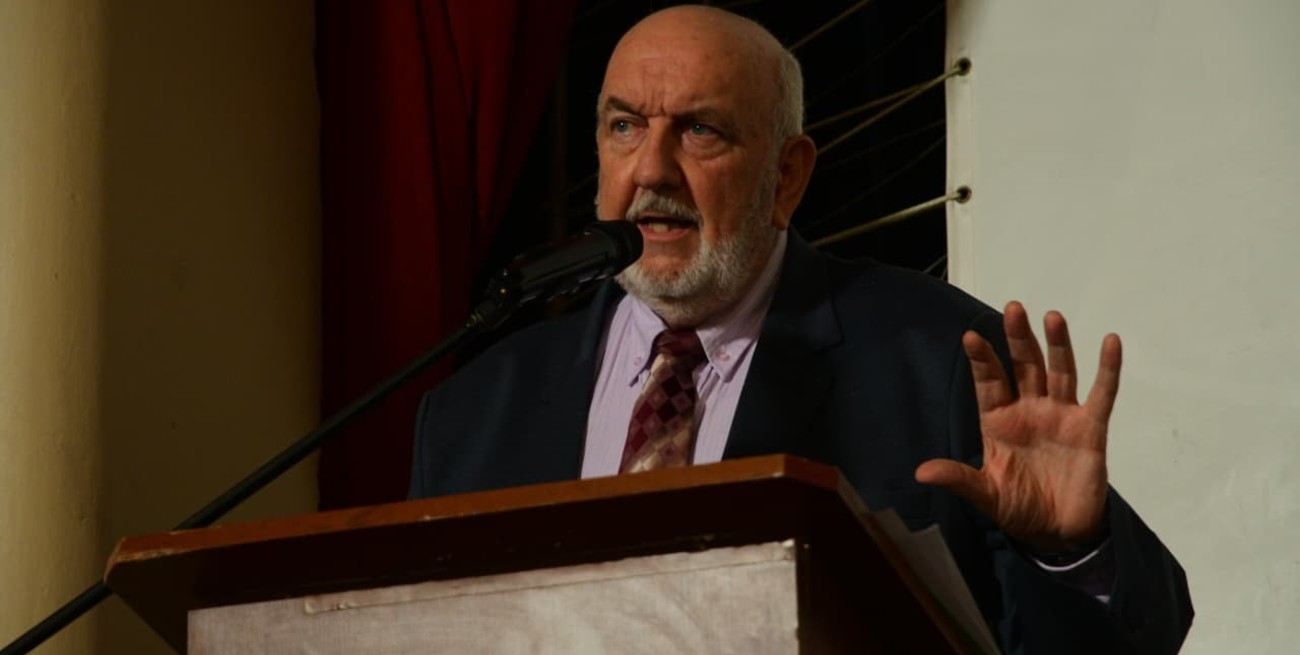 Walter Van Meegroot, del Conprodec, encabezó la apertura con un llamado a construir consensos con miras a una futura ley. Foto: Guillermo Di Salvatore