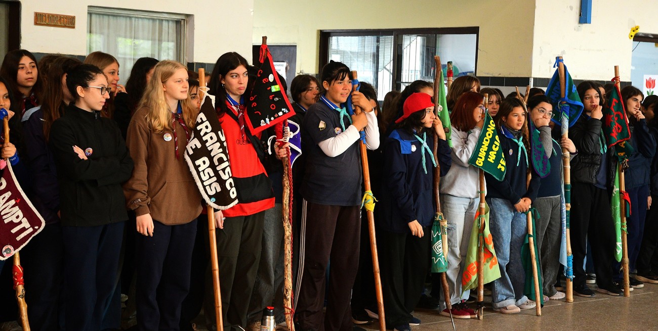 La actividad reunió a niñas y jóvenes en la escuela técnica Avellaneda. Foto: Guillermo Di Salvatore