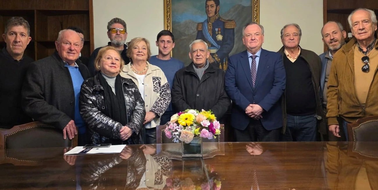Vecinal y referentes de asociaciones italianas también aportaron sus consideraciones sobre qué usos darle al espacio. Foto: Gentileza Senado