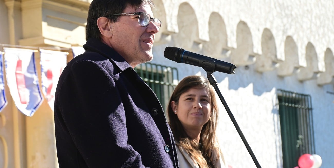 José Goity y María Martín anunciaron la inversión que realizará el ministerio en la institución. Foto: Flavio Raina
