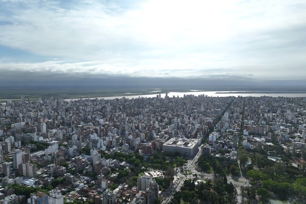 Imagen ilustrativa. Ciudad de Rosario desde el cielo. Crédito: Fernando Nicola