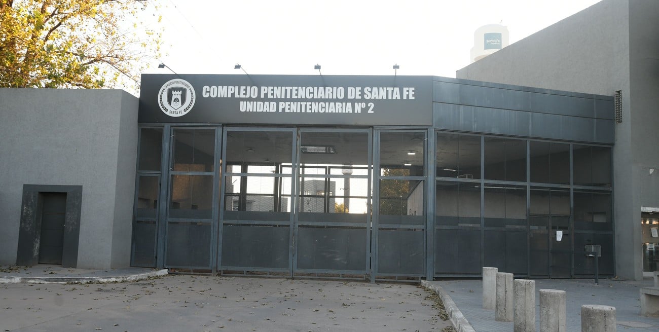 Para los investigadores, Carreira ingresó drogas en las cárceles de Las Flores y Coronda. Foto: Manuel Fabatía