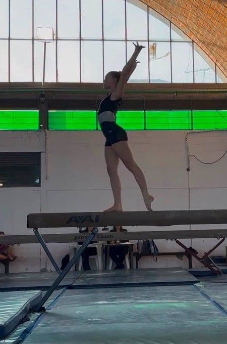 La atleta uruguaya entrena seis días por semana mientras cursa sus estudios universitarios.