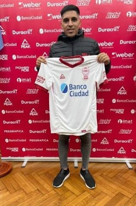 Jonas Acevedo, el volante ofensivo que está en los planes de Delfino