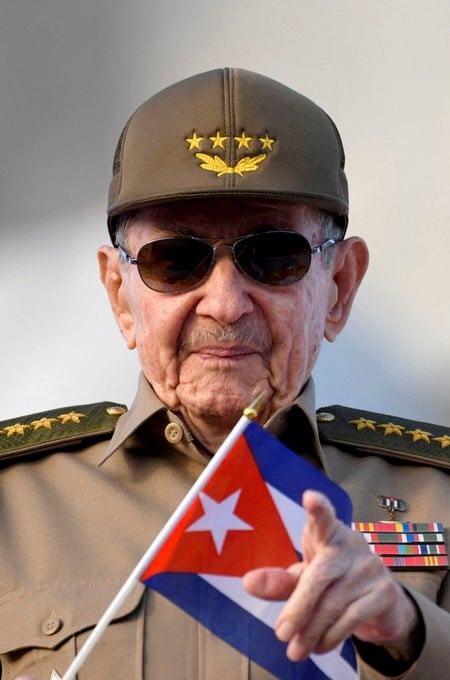 FILE PHOTO: Cuba's former President Raul Castro watches a May Day rally in Havana, Cuba May 1, 2025. REUTERS/Norlys Perez//File Photo