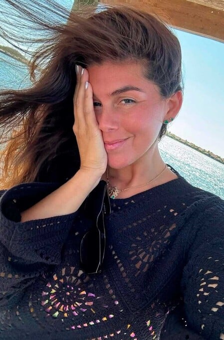 “Estoy muy bien, agradecida, valorando, disfrutando y protegiendo la vida”, expresó.