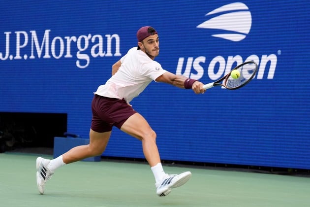 Una de las quejas de Francisco Cerúndolo durante el partido ante Alexander Blockx. REUTERS/Eduardo Muñoz