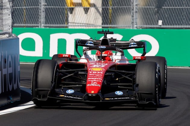 Leclerc admite que Ferrari debe mejorar tras España, pero no hay una solución a corto plazo. Foto: REUTERS / Jon Nazca.