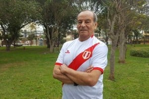ELLITORAL_410034 |   Oswaldo Ramírez, exjugador de la selección peruana de fútbol