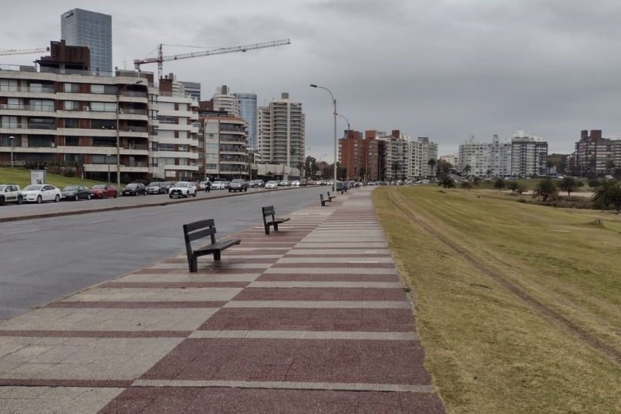 Rambla. Es la costanera de Montevideo, a donde está el astillero de Manuel Rosendo. Crédito: Nicolás Loyarte