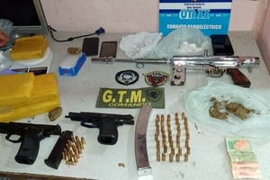 Algunas de las armas secuestradas por el personal policial.