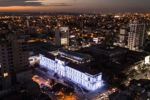 La UNL es la cuarta universidad nacional más antigua del país y, a lo largo de su vida, ha sido testigo directo del crecimiento de la región centro-litoral argentina.