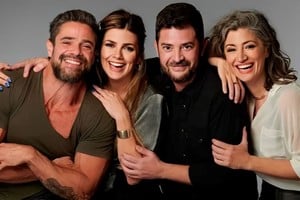 "El divorcio", comedia de la temporada marplatense protagonizada por Luciano Castro, Natalie Pérez, Pablo Rago y Carla Conte.