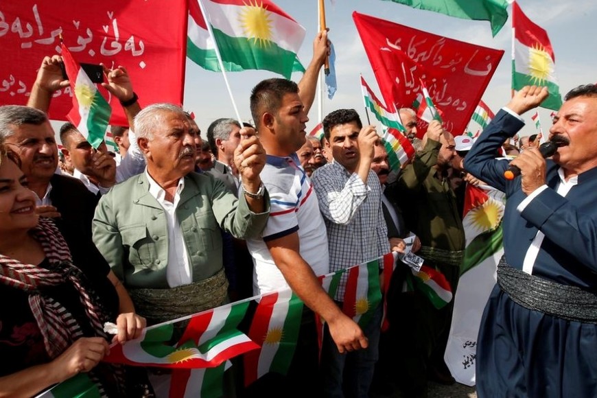 Manifestantes kurdos de Irak en Turquía. Crédito: Reuters