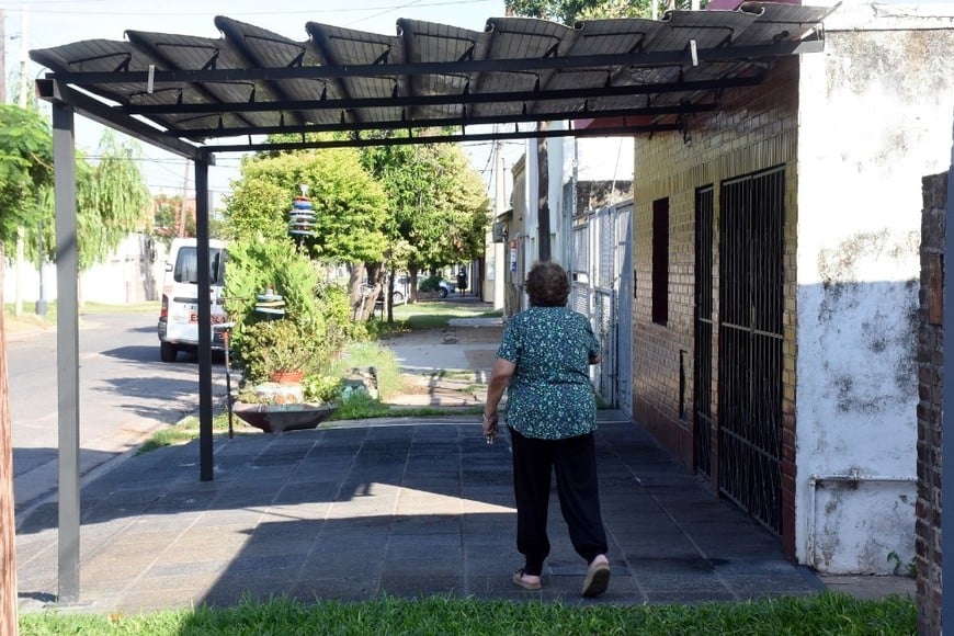 La tranquilidad que reinaba en el barrio Belgrano hace unos años atrás ahora solo queda en la memoria de los añejos vecinos. Crédito: Guillermo Di Salvatore