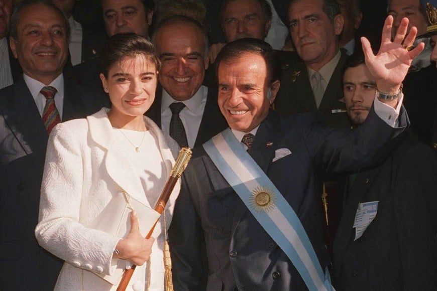 Antes de su fallecimiento Menem había aprobado tanto el nombre como el contenido y su hija firmó los derechos de imagen.