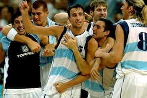 Archivo Algunos de los protagonistas de un hito inolvidable para el deporte argentino, justamente hace 17 años, en la lejana Grecia.