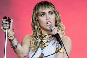Miley Cyrus, demandada por publicar una foto suya en Instagram