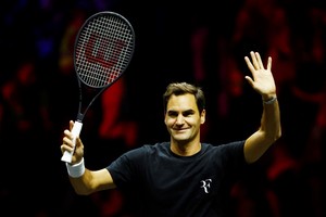 Tennis - Laver Cup - Media Day - 02 Arena, London, Britain - September 22, 2022
Team Europe's Roger Federer waves during practice Action Images via Reuters/Andrew Boyers