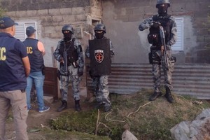 Los detenidos de hoy estarían vinculados a un crimen ocurrido el 20 de octubre en Yapeyú, entre otros delitos.
