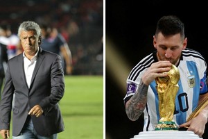 Néstor Gorosito y Lionel Messi. Créditos: Manuel Fabatía / Reuters.