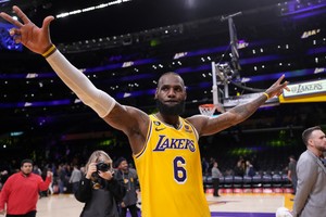 La estrella de la NBA, cerrará su carrera como el máximo artillero. Crédito: Reuters.