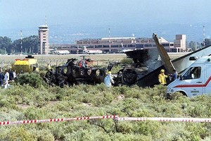 El avión tenía por destino la Base Aérea de Paraná pero explotó y cayó envuelto en llamas.