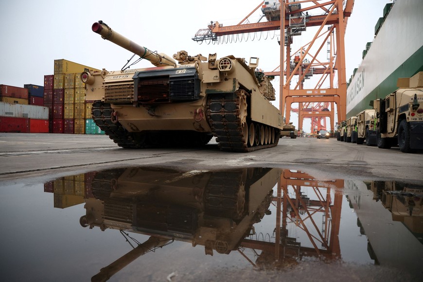 Abrams tank from U.S. 2nd Armored Brigade Combat Team (ABCT) military equipment is unloaded in the Polish port of Gdynia as part of NATO's Operation Atlantic Resolve in Gdynia, Poland December 3, 2022. REUTERS/Kacper Pempel