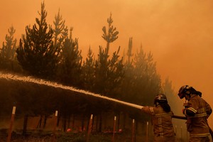 Argentina envió 64 brigadistas para combatir los incendios en Chile. Crédito: Reuters