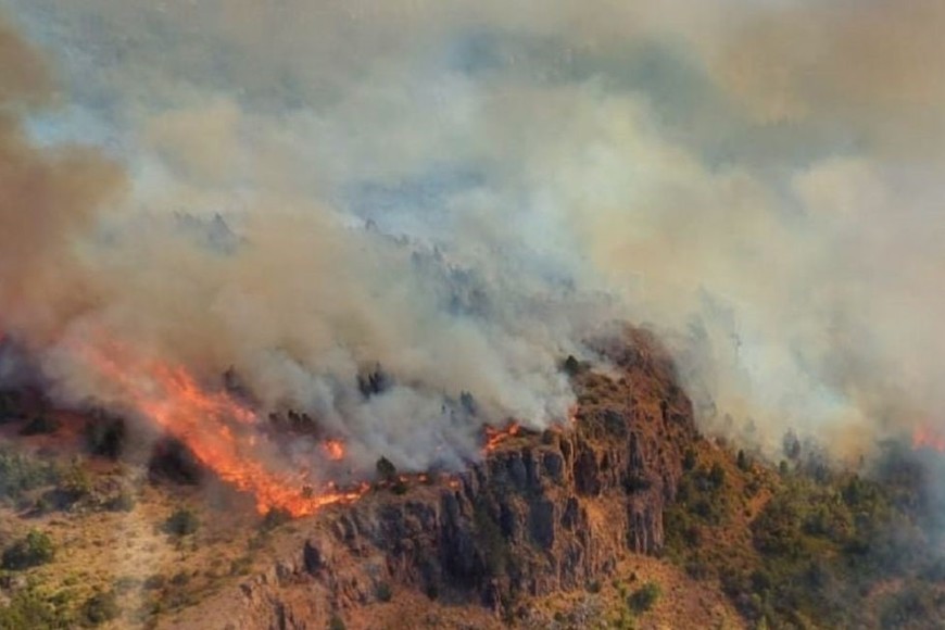 De un total de 232 focos de incendios activos, solo 149 fueron controlados