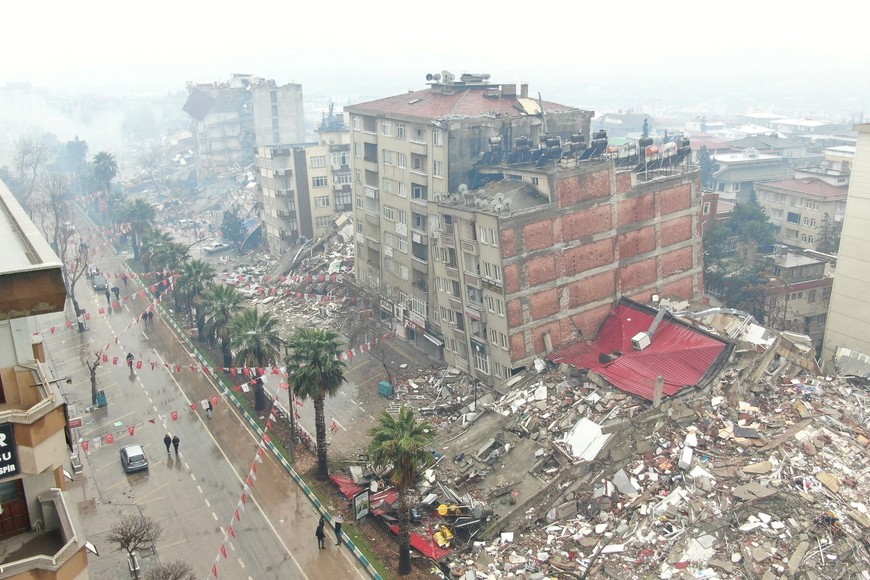A general view shows damaged and collapsed buildings after an earthquake in Kahramanmaras, Turkey February 6, 2023. Ihlas News Agency (IHA) via REUTERS ATTENTION EDITORS - THIS PICTURE WAS PROVIDED BY A THIRD PARTY. NO RESALES. NO ARCHIVES. TURKEY OUT. NO COMMERCIAL OR EDITORIAL SALES IN TURKEY.