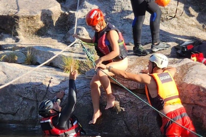 Se recomienda a los visitantes que se informen debidamente antes de meterse al agua