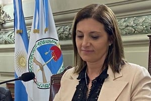 Betina Florito y una propuesta para la crisis en Rosario. 