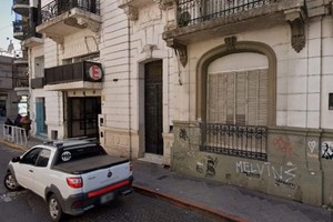 La propiedad que fue alquilada por la Comuna se encuentra ubicada en Juan Manuel de Rosas 1080, en Rosario.