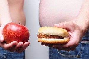 Como se trata de una enfermedad multicausal, el abordaje de la obesidad es interdisciplinario.