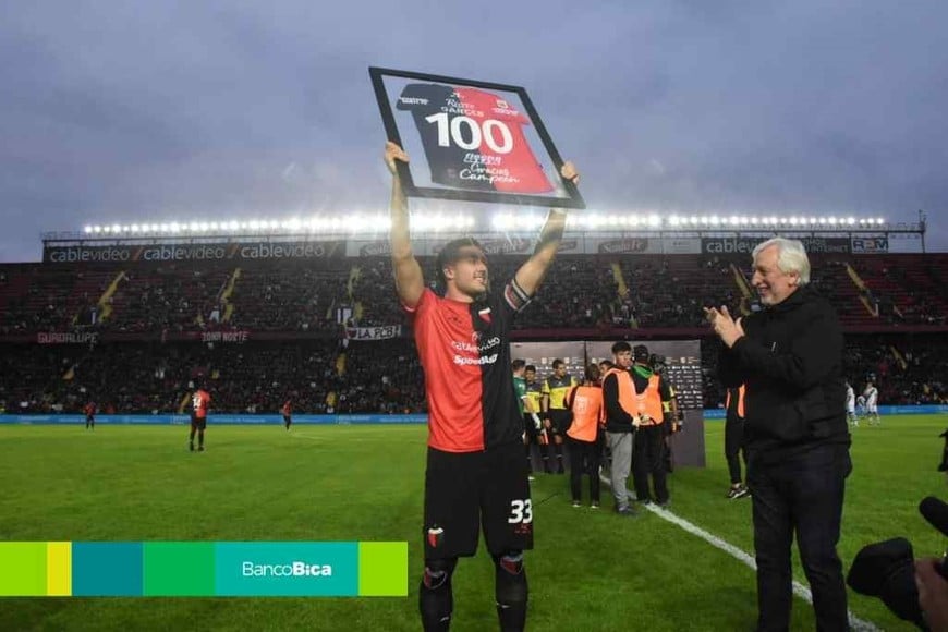 Galería Bica: Colón vs Banfield