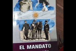 Carlos Zanón es un escritor rosarino que publicó su primera novela El Mandato, actualmente se encuentra disponible en la feria internacional del libro de Buenos Aires. Foto: Gentileza