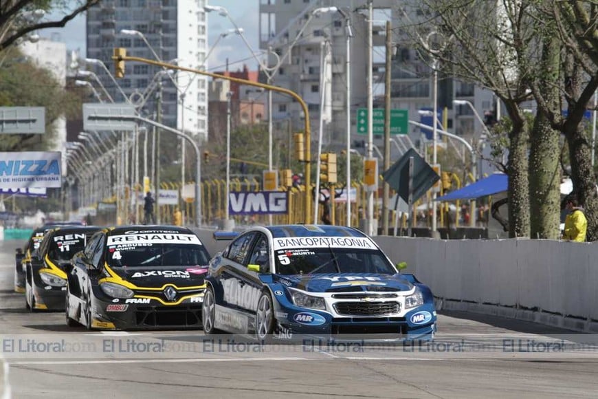 STC 2000 instantáneas de la carrera y podio