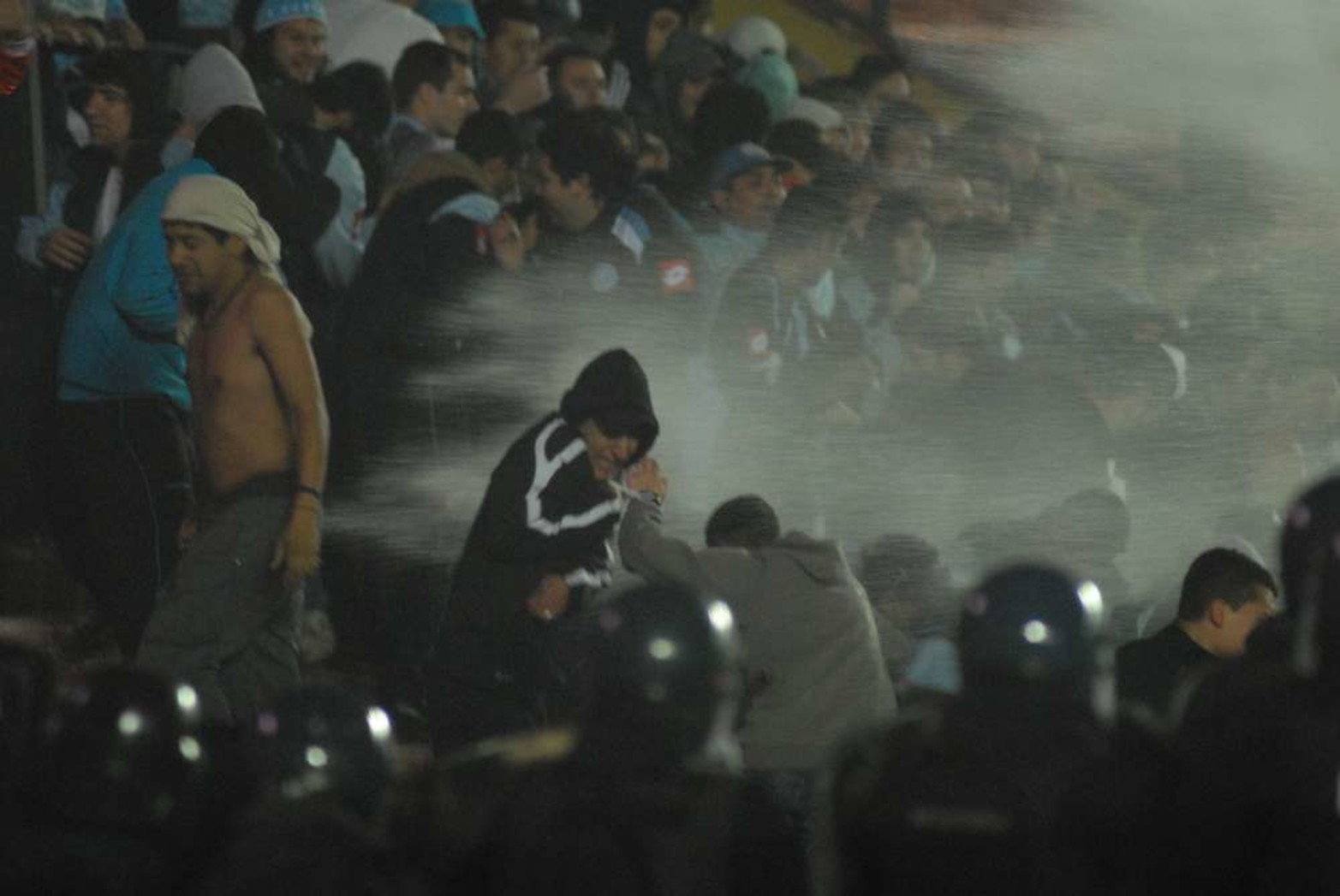 Incidentes en la cancha de Colón (Agosto 2012)