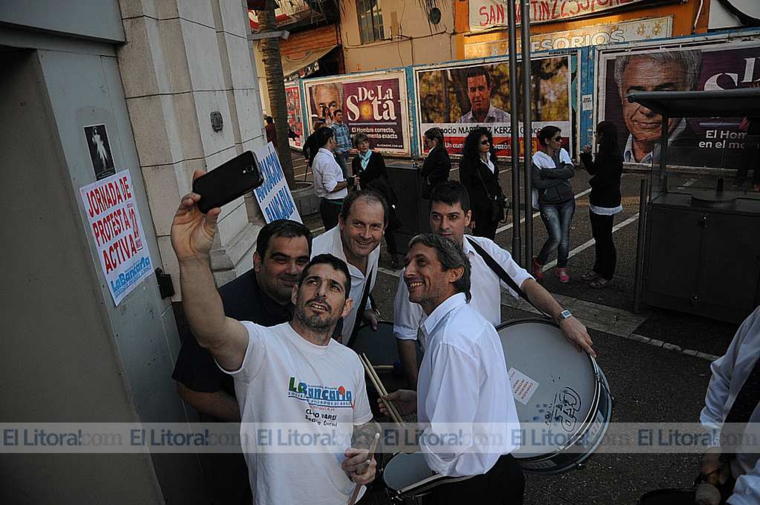 Jornada de protesta activa del gremio de La Bancaria.