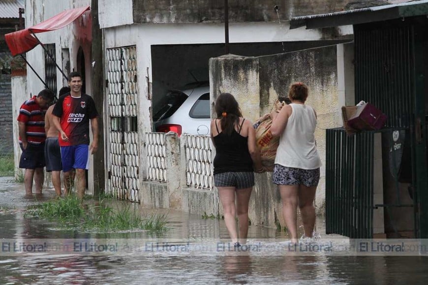 Barrio Chalet ¿Alquien se olvidó de prender la bomba Nº 1?