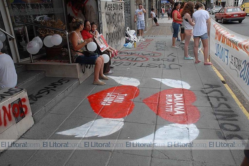En la víspera de Año Nuevo, la familia de Daiana Buratti escrachó al sanatorio