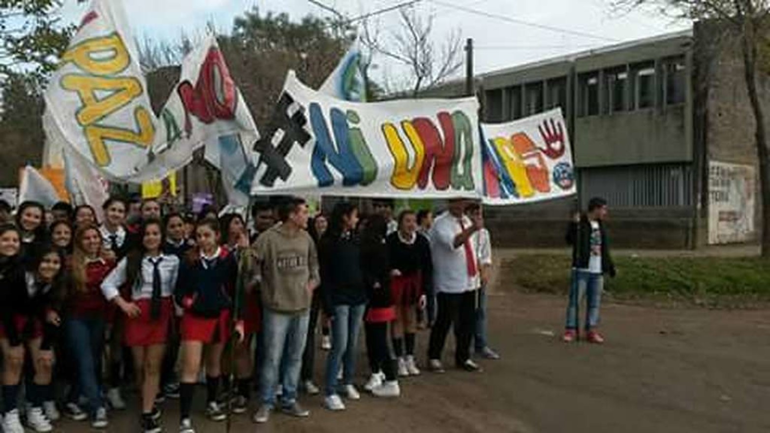 Marcha en la ciudad de Vera.